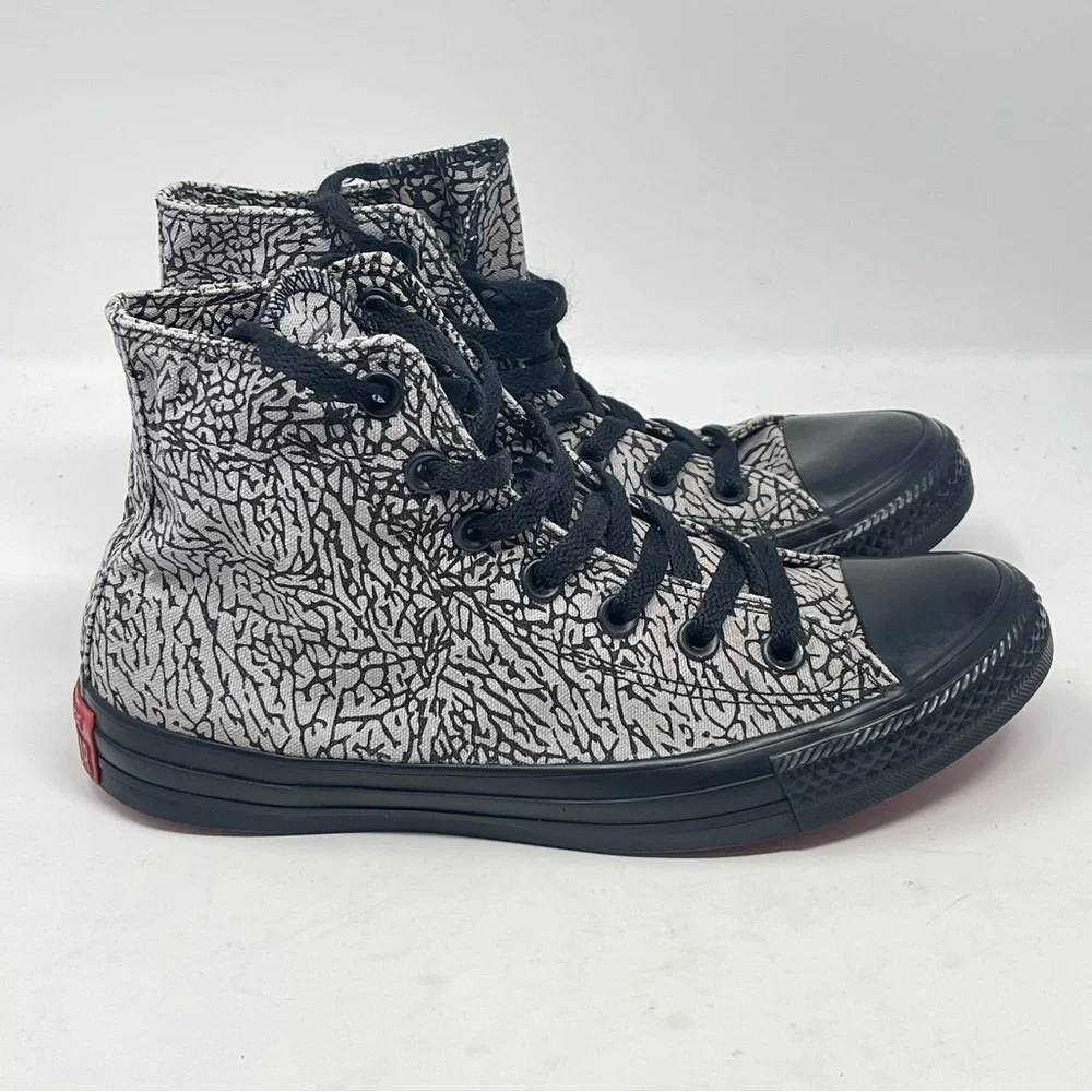 Converse X Shoe Palace All Star High Shoes Womens 8 Black Gray Red Elephant